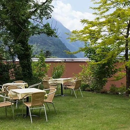 Einhorn Hotel